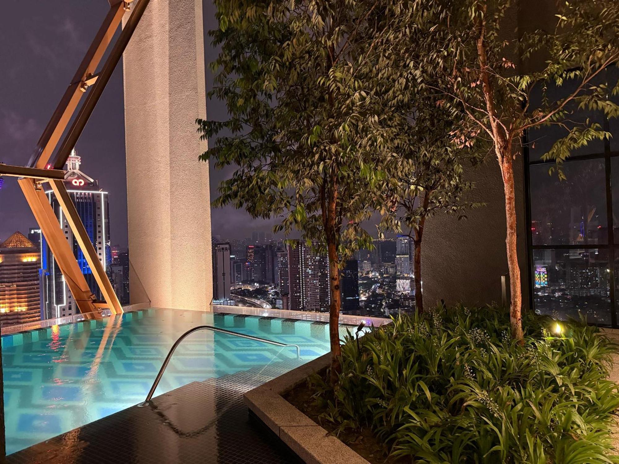 Scarletz By Skyscraper * Kuala Lumpur